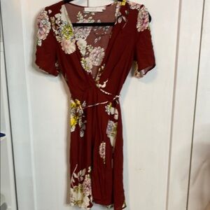Anthropologie Brand ASTR the Label | Floral Wrap Dress in Rust - small
